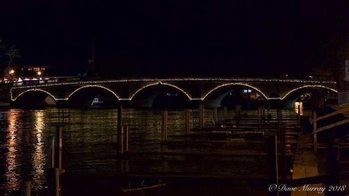 Henley bridge resplendant in cheap christmas fairy lights, Henley-on-Thames